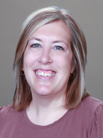 Amanda Petersen photo